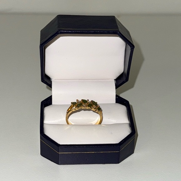 Vintage Gold Gem Ring - Picture 14 of 14